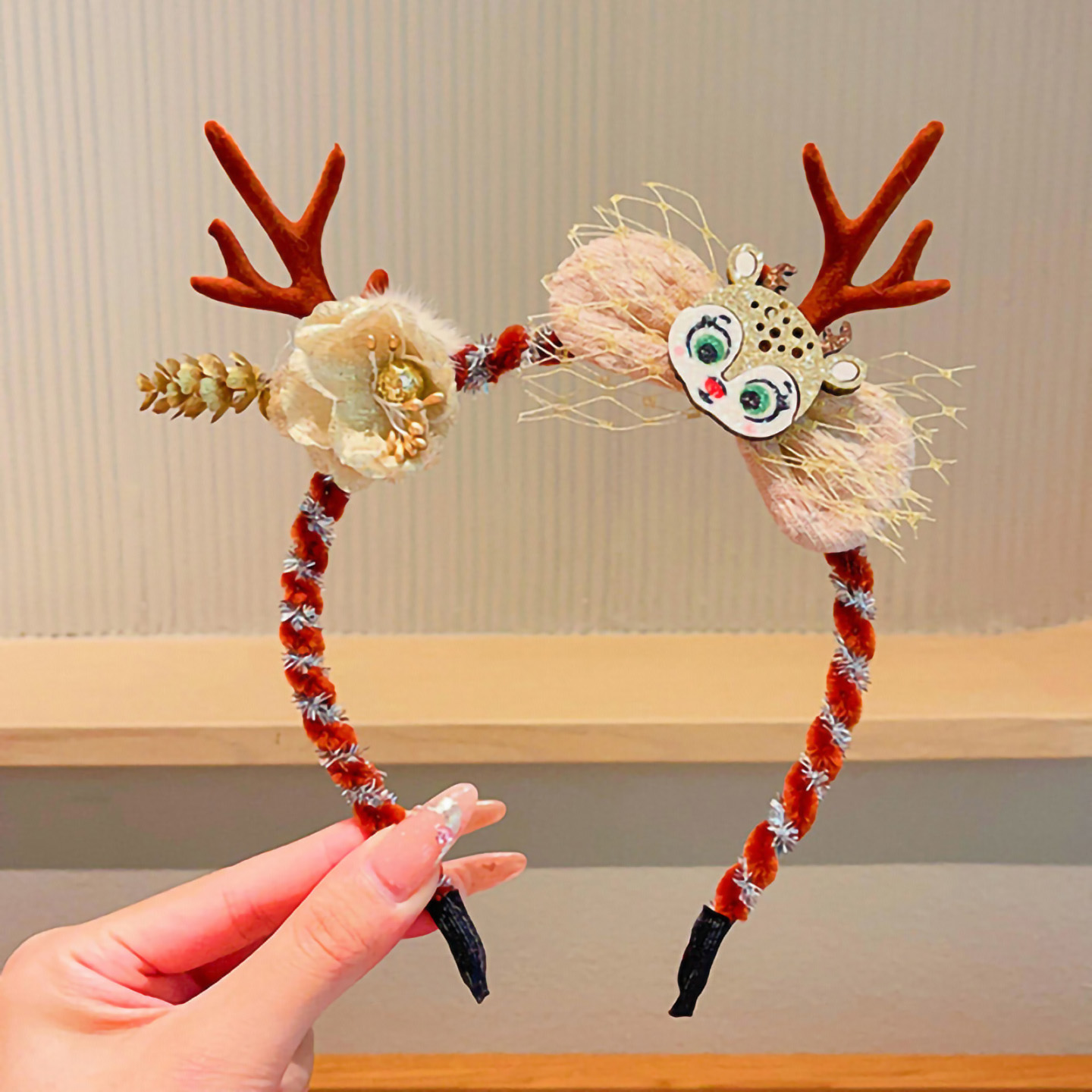 Рождественский плюшевый ободок – обзор и цена Reindeer Antlers Headband